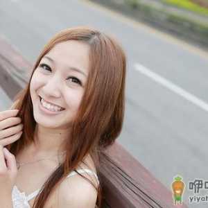 男人更喜欢爱笑的女人