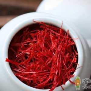 藏红花用开水泡还是温水泡 藏红花每天泡几根可以天天喝吗