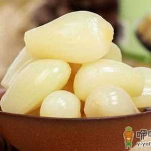 咳嗽可以吃酸荞头吗 咳嗽用生姜和红糖熬水可以吗
