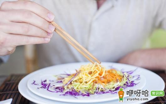 筷子这么多禁忌我们不能忽视 使用筷子的注意事项