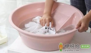 为什么夏天出汗衣服上都是馊味