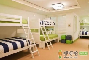 大学宿舍都是一个班的分在一起吗