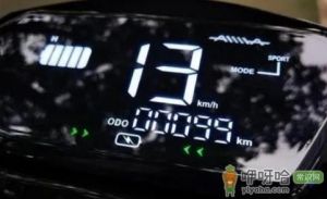 电瓶车电瓶刚充满就掉2格怎么回事