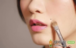 嘴角上面的痣可以点掉吗