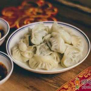 蒸饺子要抹油吗
