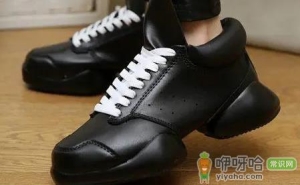 2023年闰2月要给母亲买鞋子吗