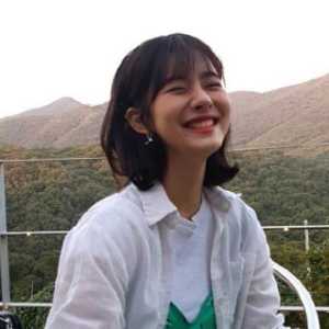 分手主动还钱女人傻吗