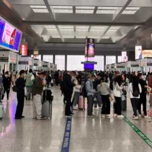 站内换乘10分钟够不够