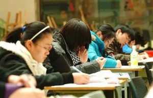 2023单招考试是先考试还是先选学校