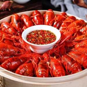 小龙虾去了头煮好吃还是连头一起煮好吃