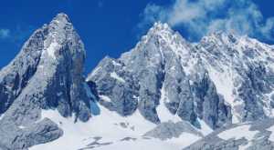 爬完玉龙雪山发烧正常吗