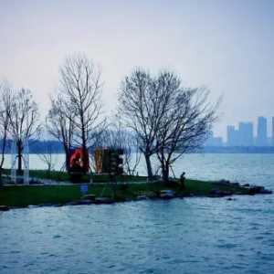 2023年武汉国庆节要穿外套吗